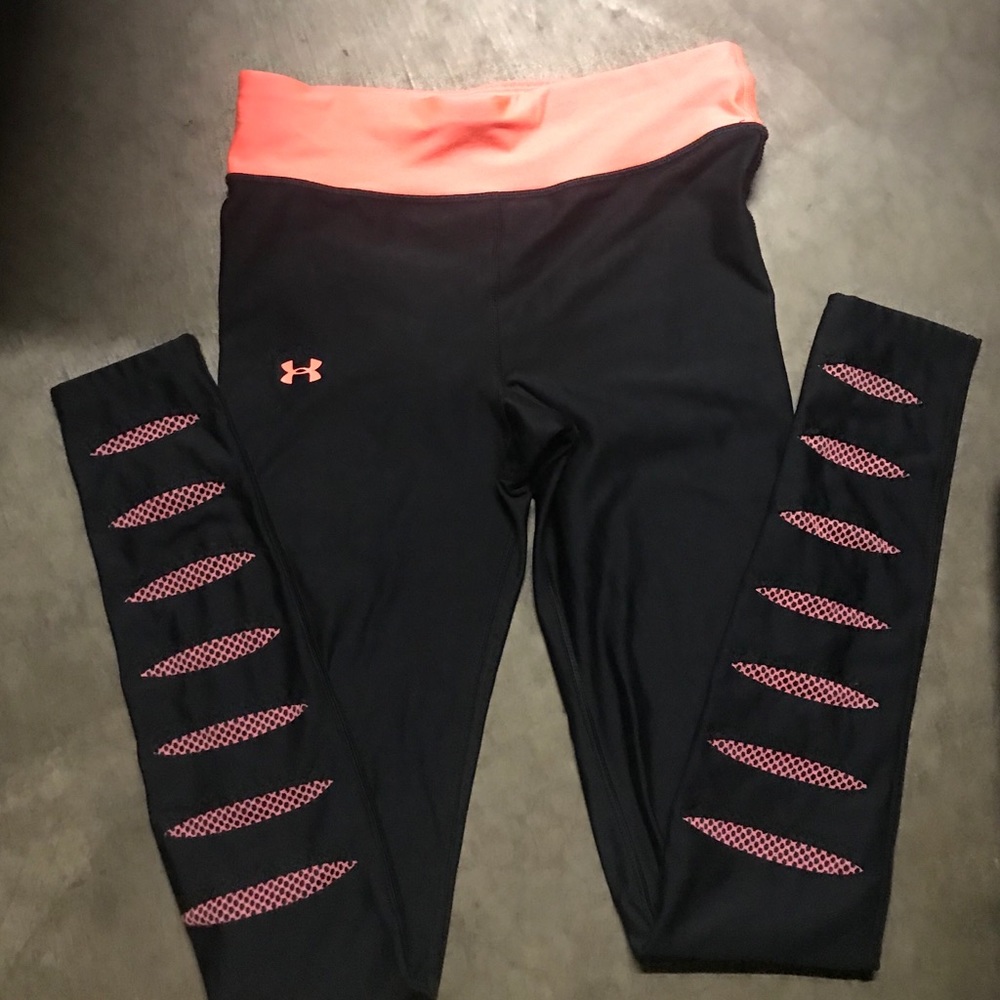 Under armour leggings.